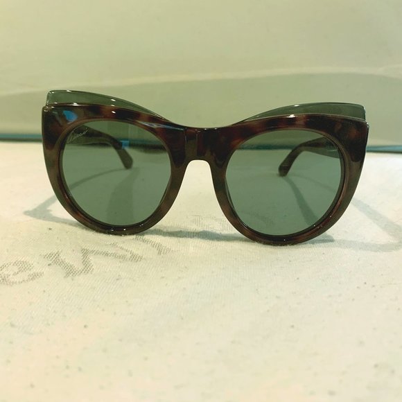 New Gucci Sunglasses main image 6